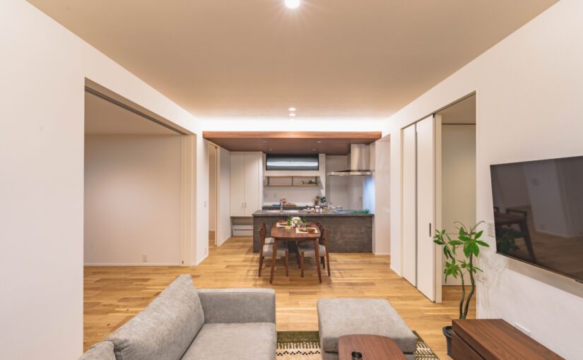 平屋の住まい「casa piatto（カーサ・ピアット）」の魅力とは!?シンプルなデザインと革新的な平屋の間取り