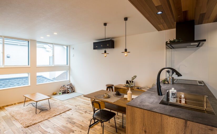 建築家による丁寧な設計で利便性や将来のための工夫の散りばめられた「時間を楽しむ家」