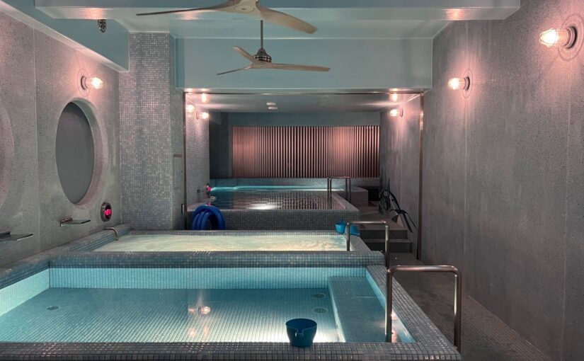 湘南で手軽にリゾート気分を味わう！サウナ・プール付きのデザインホテル「8HOTEL SHONAN FUJISAWA」